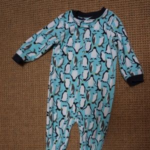 Boys Size 2T Carter's Fleece Penguin 1-piece Foot PJs in Light Blue